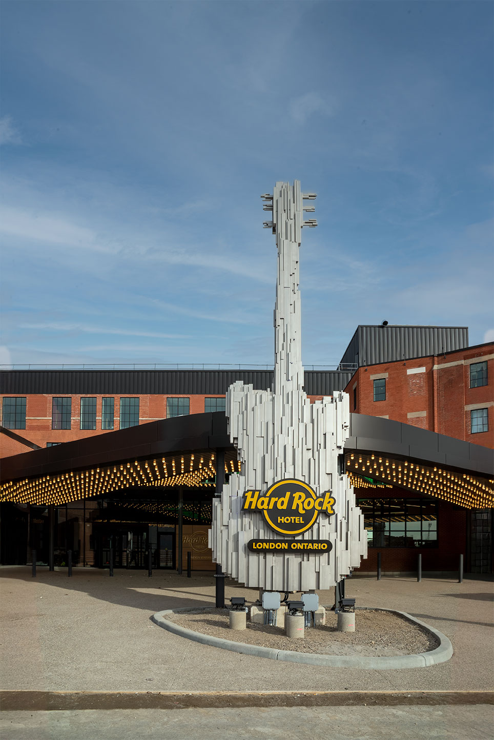 Exterior shot of Hard Rock Hotel in London, ON